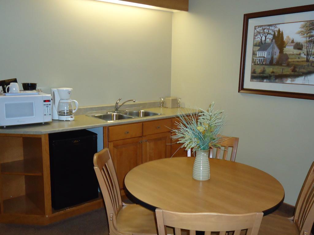 Auberge Bouctouche Inn & Suites Kültér fotó