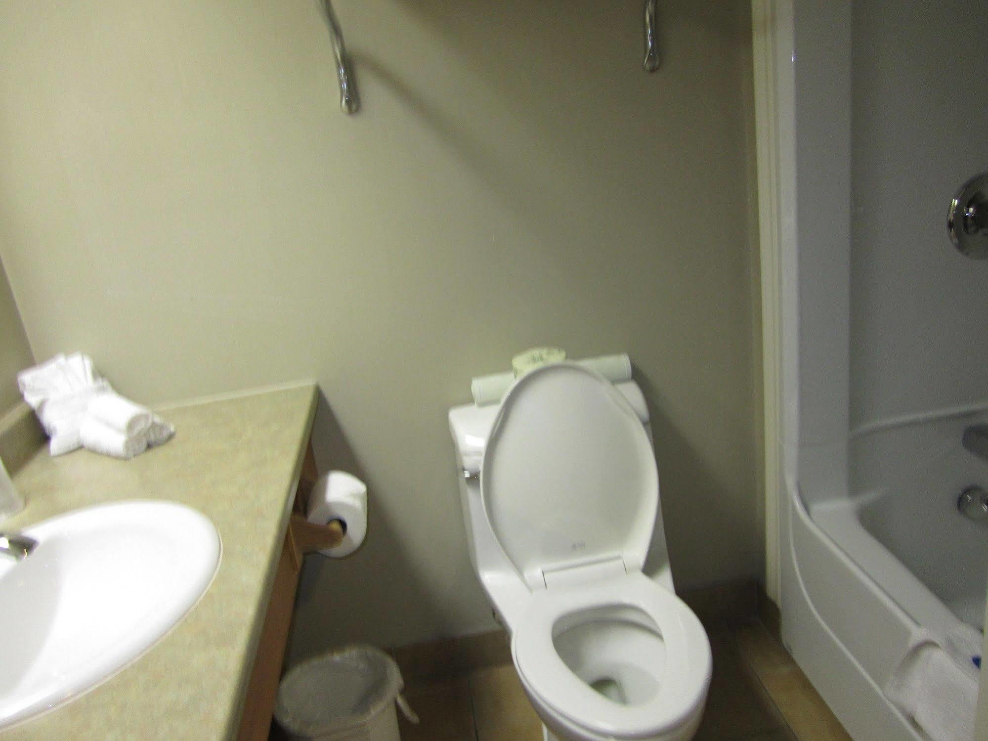 Auberge Bouctouche Inn & Suites Kültér fotó